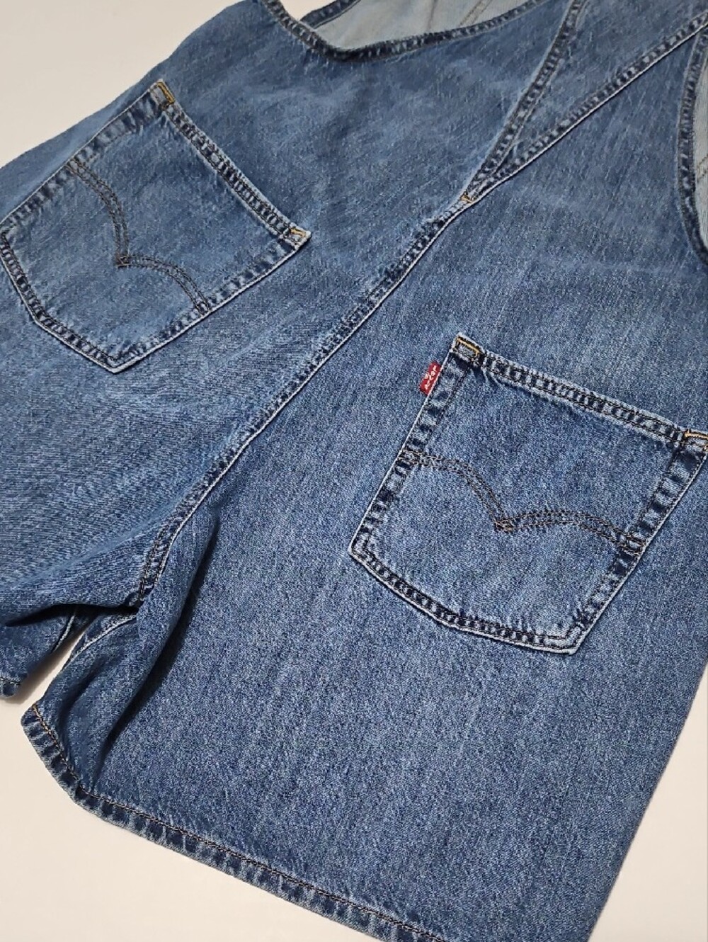 Levi's Denim Short Bib Overalls - Blue Women Jeans Overalls Size L - Picture 11 of 15